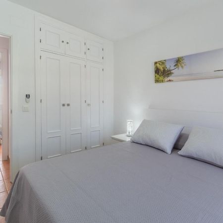 Ferienwohnung Urbanizacion Jardin Del Golf 1 Novo Sancti Petri Exterior foto