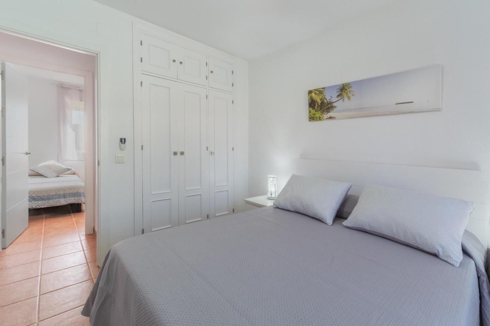 Ferienwohnung Urbanizacion Jardin Del Golf 1 Novo Sancti Petri Exterior foto