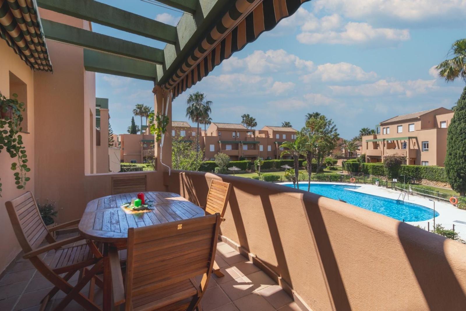 Ferienwohnung Urbanizacion Jardin Del Golf 1 Novo Sancti Petri Exterior foto